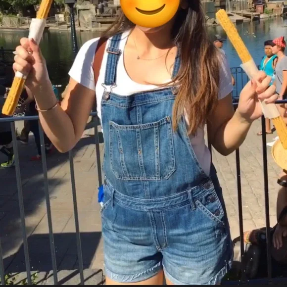 Abercrombie & Fitch 💙 Denim Shorts Overalls 💙 - Picture 2 of 9